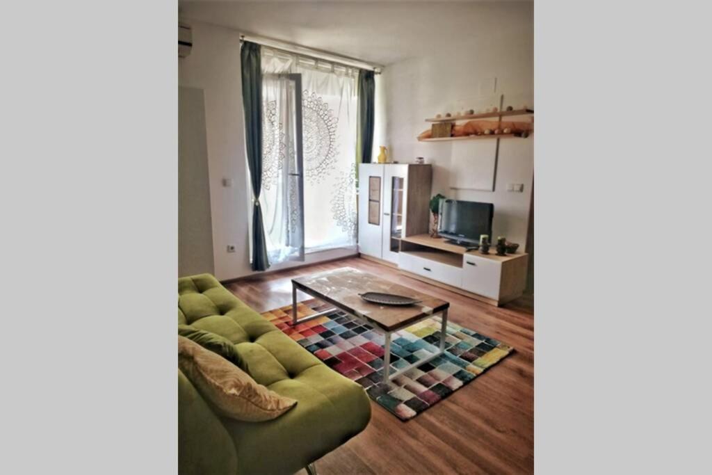 Evening Star Apartment ทิมิชัวรา ภายนอก รูปภาพ