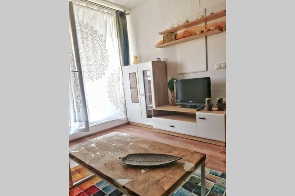 Evening Star Apartment ทิมิชัวรา ภายนอก รูปภาพ
